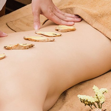 Massage toàn thân Gừng
