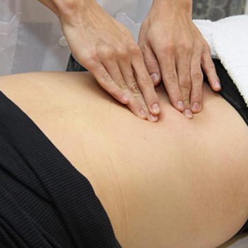 Massage trị đau nhức thắc lưng eo + mông + chân (thận)